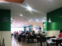 大堂-麦当劳(季平店)