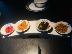 开胃小菜-凤凰湘语·海派湘菜(浦东旗舰店)