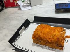 -HOT CRUSH趁热集合·现烤面包(上海环球港店)
