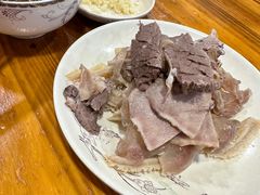 -何永光123鲜牛肉馆(1号店)