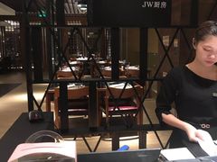 -JW万豪厨房餐厅·滨海草坪烧烤·海鲜·海景(三亚绿发山海天JW万豪酒店)