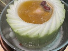 -得意咚瓜·顺德鱼生·冬瓜火锅(深圳首店)