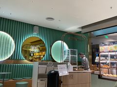 -奈雪的茶(亨特国际广场店)