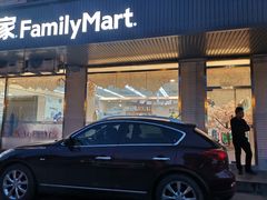 -全家便利店(沪青平公路四店)