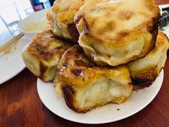 -宝瑞门钉肉饼店