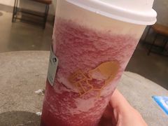 -喜茶(上海打浦桥日月光gelato lab+店)