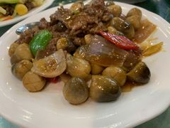 草菇炒牛肉-文记壹心鸡(宝华路店)