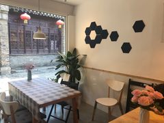 -红小姐咖啡馆(西津渡店)