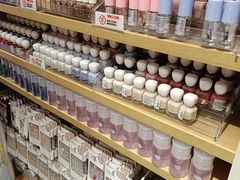 -名创优品(万达广场河东店)