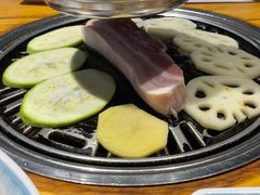 -唯成•韩国炭火烤肉 유성고기