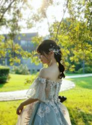 -艾米丽婚纱礼服