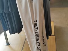 -UNDER ARMOUR(新燕莎奥莱店)