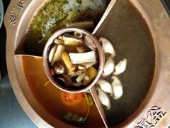 -滇釜火锅·能喝汤的火锅(车公庄店)