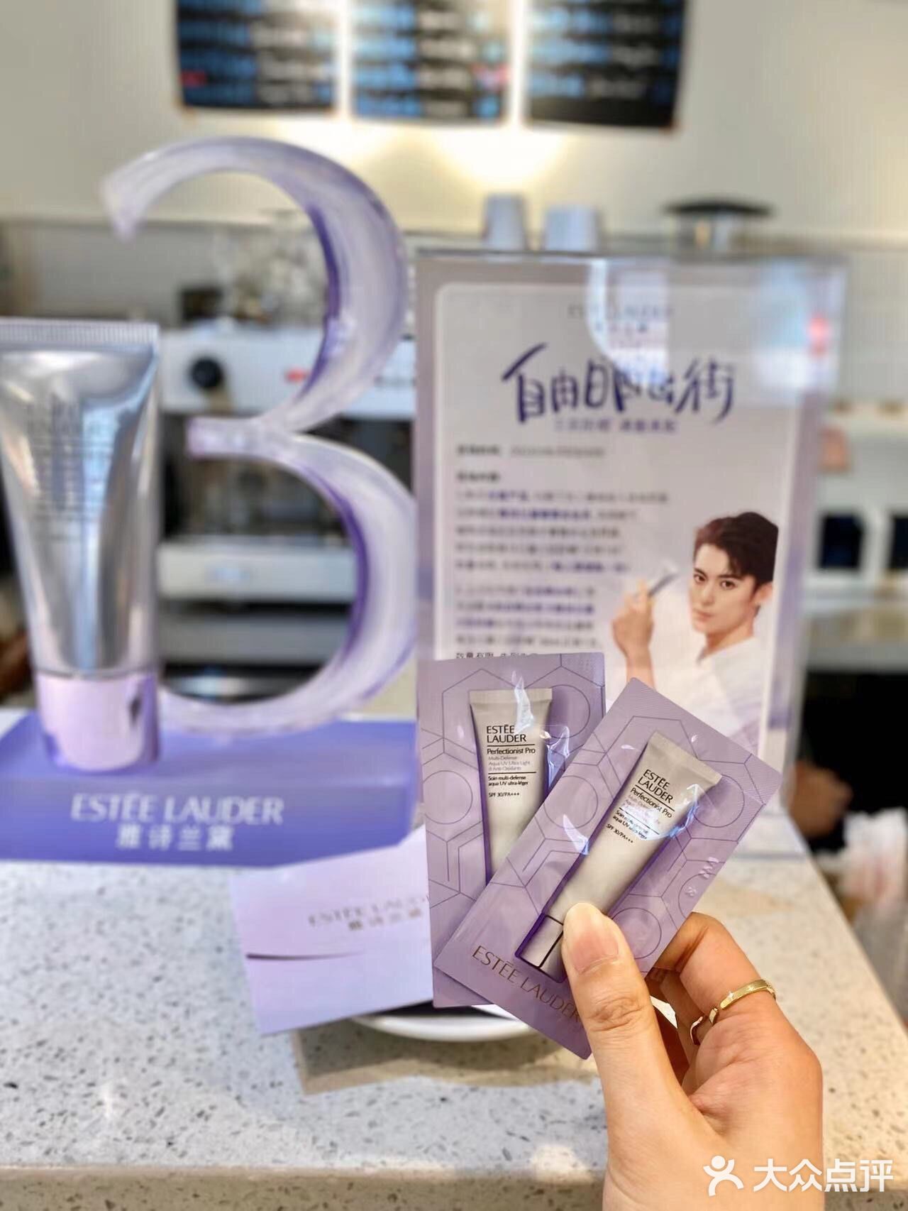 韩国超火的手工草莓🍓牛乳🍼上海也有了
