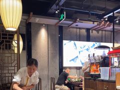 -呷哺呷哺 小火锅 (浦东新欧尚超市店)