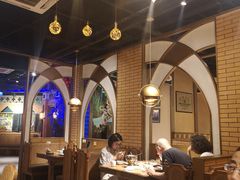 大堂-胖老汉椒麻鸡清真新疆菜(西御街店)