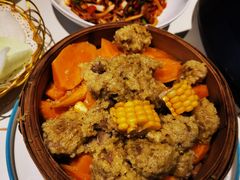 -阿瓦山寨·湘菜现炒·剁椒鱼头王(咸阳总店)