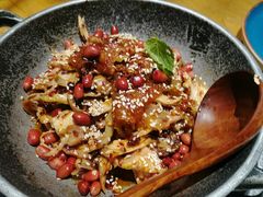 手撕扁担鸡-吃饭皇帝大土家民族菜(正大广场店)