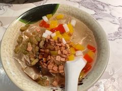 -小凤庭·地道湖北菜武昌鱼·藕汤(38年黄鹤楼店)