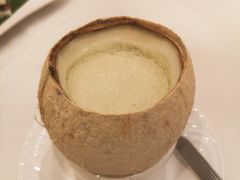 椰皇鲜奶炖燕窝-稻香迎囍皇宫(港惠店)