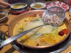 -洱火云南酸菜牛肉火锅(石景山当代商城店)