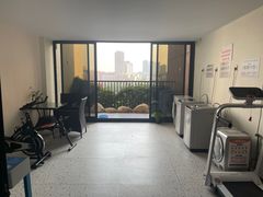 -泊雅酒店公寓(广州琶洲磨碟沙地铁站店)