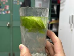 -晋爵会游泳馆(海湾公园店)