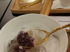 椰奶紫米银耳羹-炖物24章·顺时轻养茶(杭州大厦店)