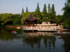 -汇龙潭
