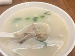 -三两春肚肺汤(崂山路店)