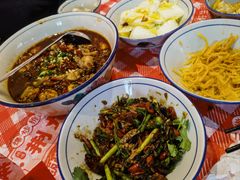 -荆九爷爆炒桥头三嫩(夫子庙店)