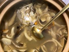 -桥边小楼·手工云南菜·古城观景小楼