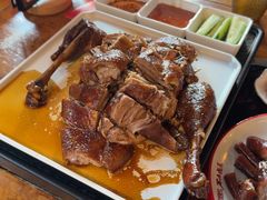 -老鼎万春卤菜(五代传承创始老店)