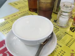 蛋白炖鲜牛奶-澳洲牛奶公司(佐敦店)