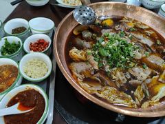 -朝伟清真铜瓢牛肉馆(三十年老·店)