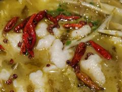 酸菜巴沙鱼-渝是乎酸菜鱼(龙旗购物中心店)