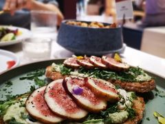 无花果手撕鸡肉tapas-Toris(LuOne凯德晶萃广场店)