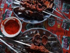 -烤肉小伙烤肉店