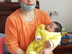 -爱的果实月嫂育婴师(世纪东方店)
