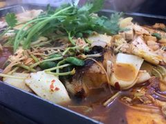 木屋秘制炭火烤鱼-浔味·山屿湖·正宗淳牌全鱼宴老字号