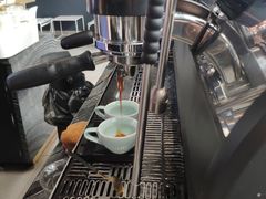 -UNI UNI(环亚凯瑟琳店)