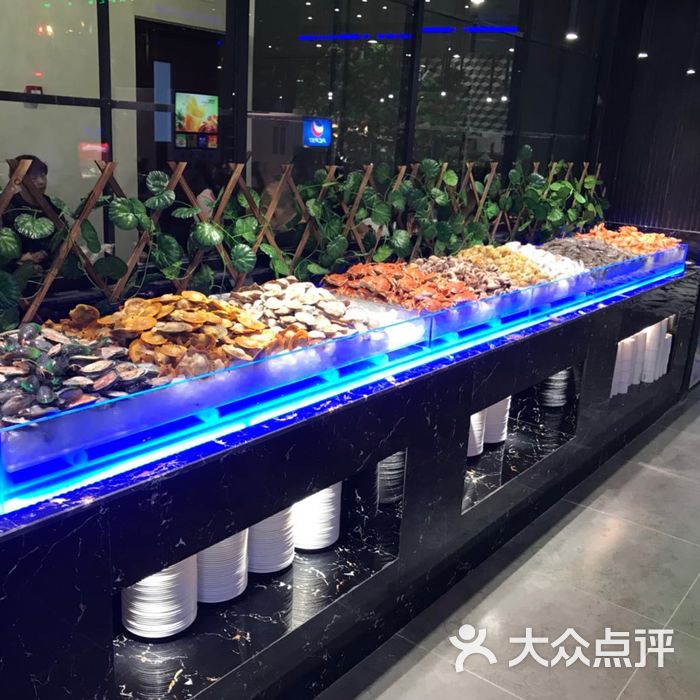 尚品宫海鲜·牛排·自助餐厅