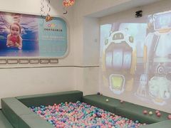 -龙格亲子游泳·水育早教运动中心(绿宝中心)