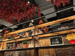 -麻辣总动员·川派海鲜·现炒浇头面·自贡菜(五彩城店)