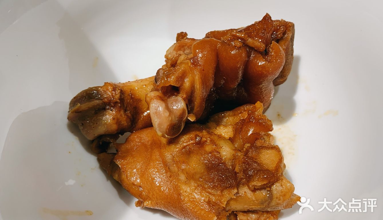 湘菜约：费大厨辣椒炒肉[加油][礼花]