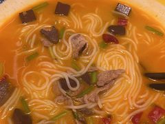 -粉小主·贵州酸汤牛肉粉(南京仙林金鹰店)