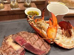 -恰餐厅及酒吧 CHAR Bar & Grill (北京丽都皇冠假日店)