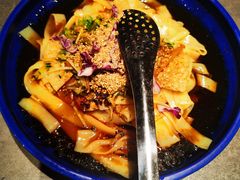 石河子凉皮-耶里夏丽·丝路新疆菜·清真食品(徐汇南丹东路臻选店)