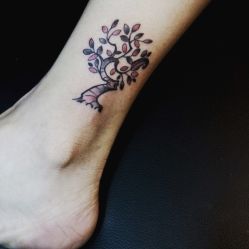 腿部-白泽刺青纹身