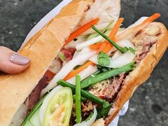 -Bánh Mì Huynh Hoa
